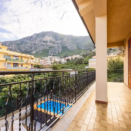 فيلة Marifra باليرمو