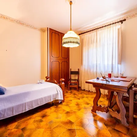 Marifra فيلة باليرمو